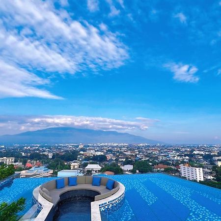 Luxury New Perfect Pool Gym Condo1 Br Chiang Mai Buitenkant foto