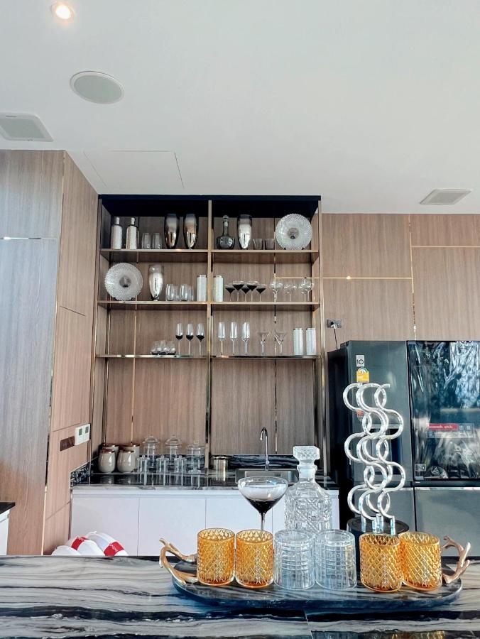 Luxury New Perfect Pool Gym Condo1 Br Chiang Mai Buitenkant foto