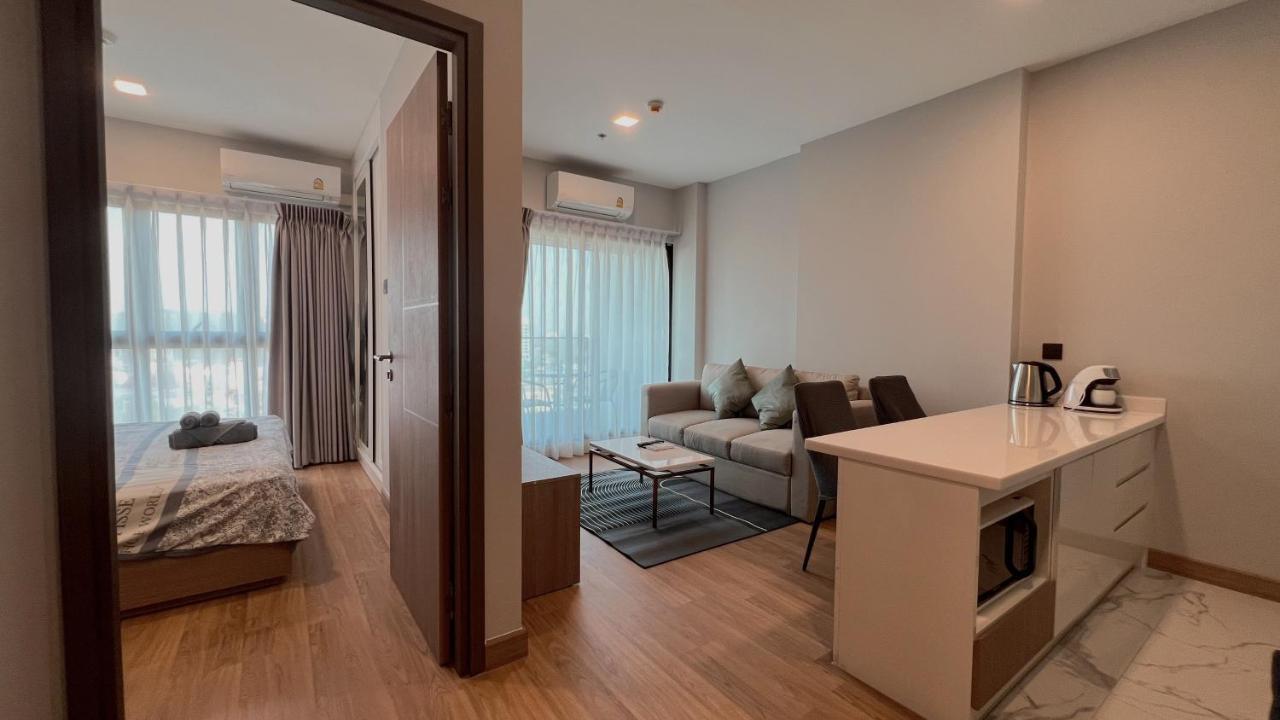 Luxury New Perfect Pool Gym Condo1 Br Chiang Mai Buitenkant foto
